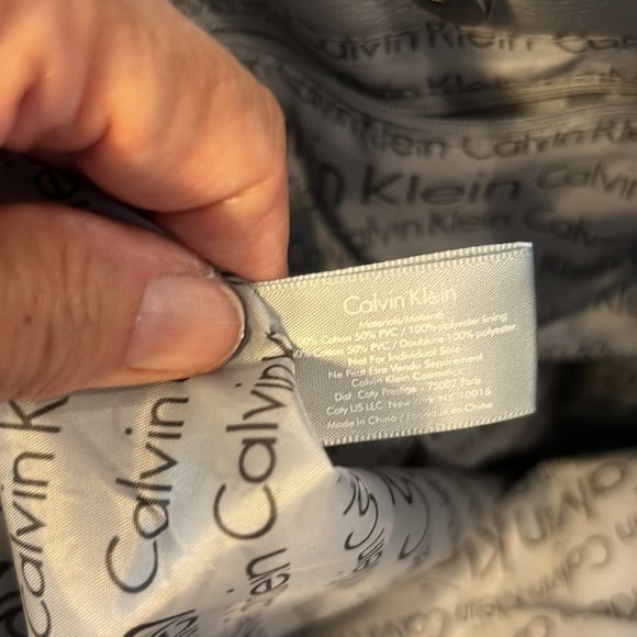 Calvin Klein unique gray tote with zipper insert inside cotton and fax leathe - Picture 6 of 7